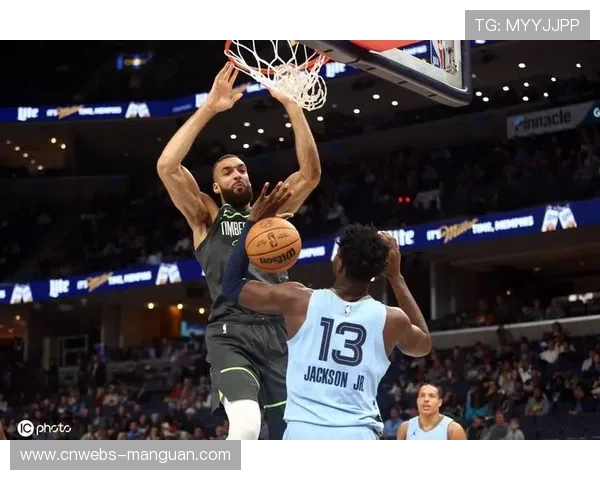 森林狼4人20+轻取灰熊，爱德华兹33分率队豪取4连胜