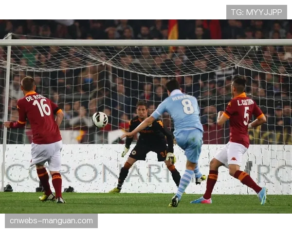 战术图解:罗马1-0拉齐奥,德罗西如何用双后腰保护防线,践行“结果至上”